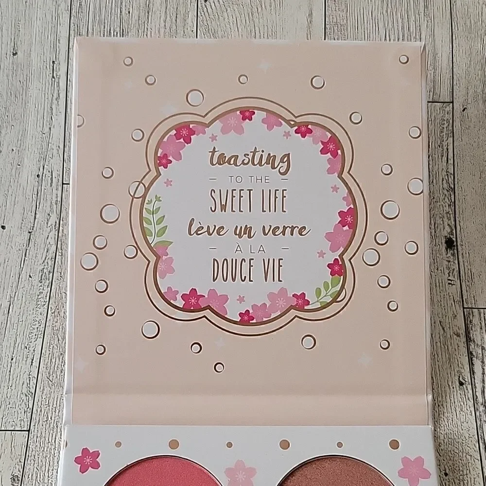 Beauty Bakerie Cotton Candy Champagne Blushlighter Palette